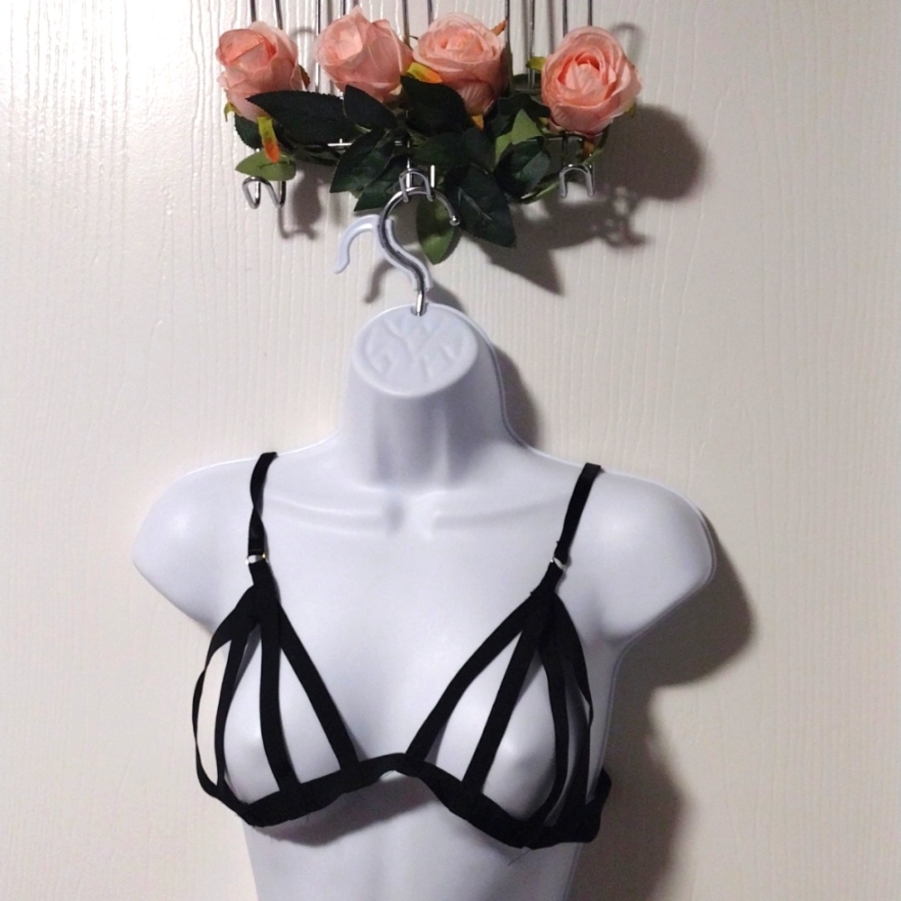 🍉3/$20 🆕 Suzy Black lingerie bra